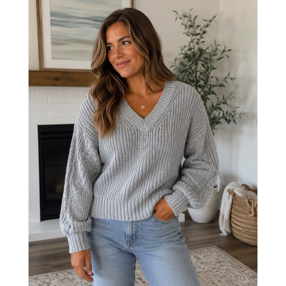 American Eagle Chunky Cable Knit Grandma V-Neck Sweater XS Blue Gray 100% Cotton